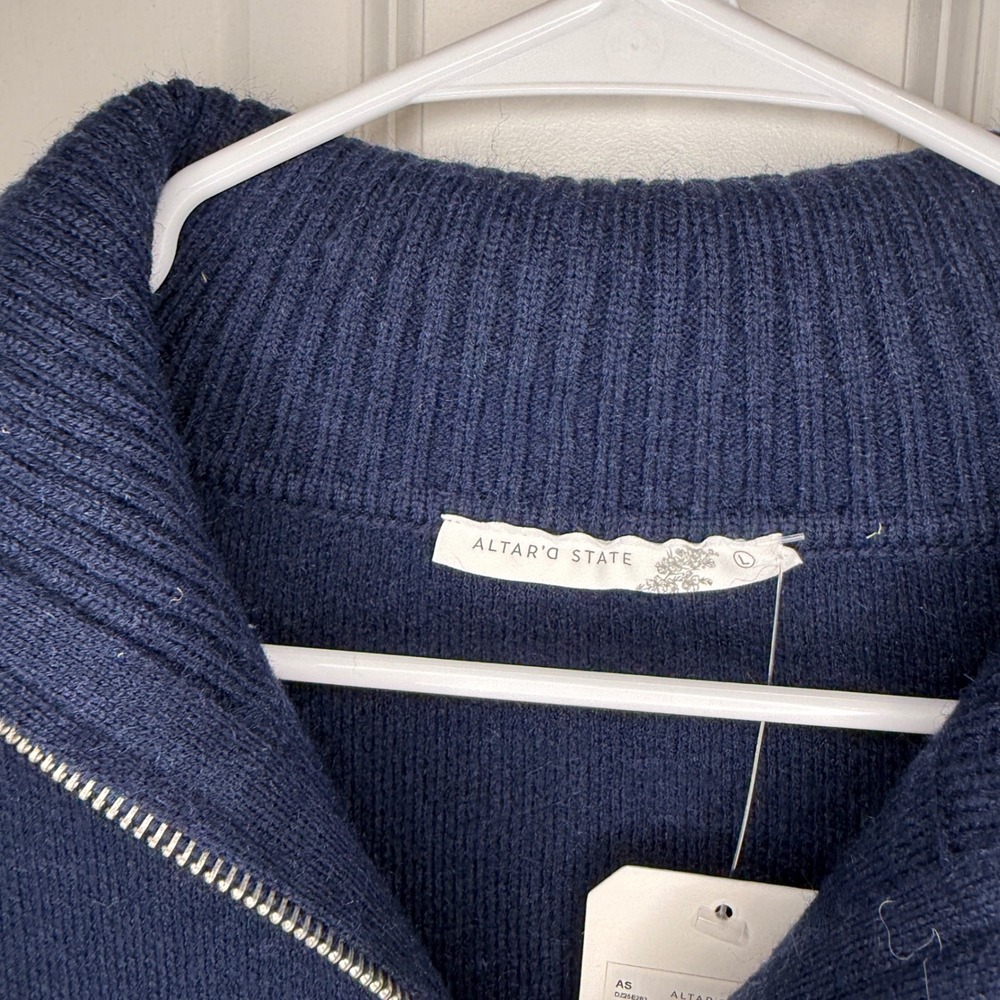 Altar'd State Navy Cream Striped Quarter Zip Sweater Mock Neck Size Large - Picture 4 of 5